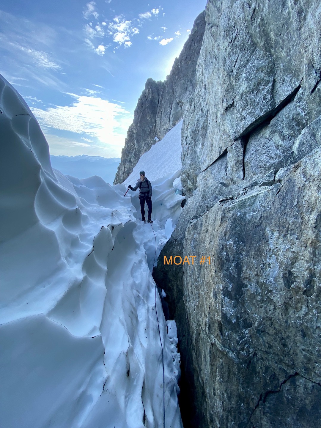 Tantalus Traverse Moat 5 - altus